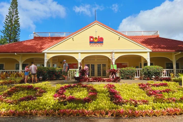 Dole Plantation on tour of oahu